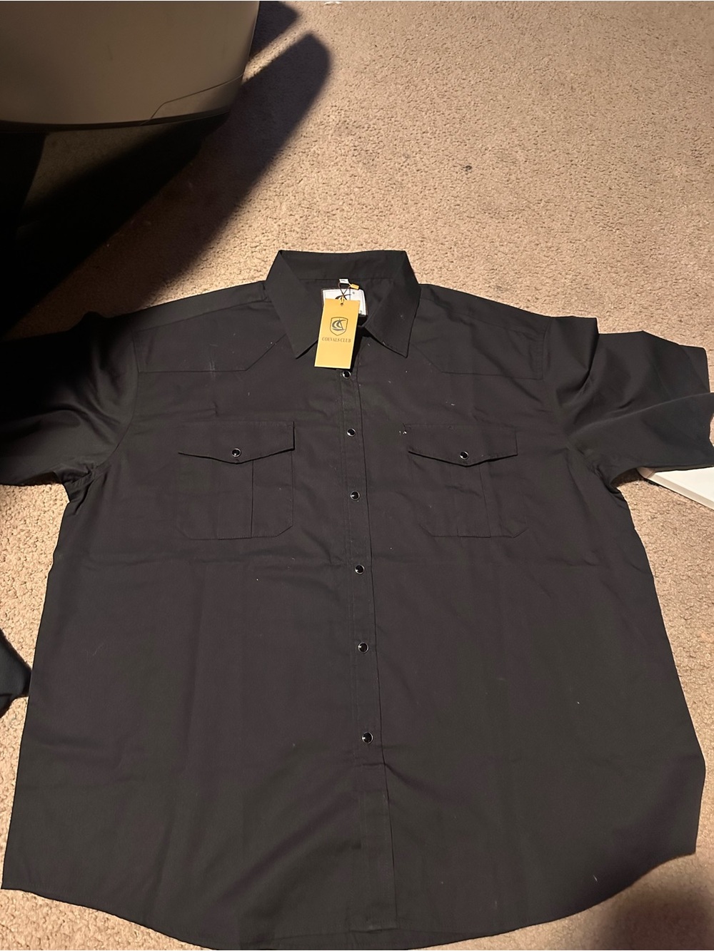 Unbranded Men's Black Short-Sleeve Button-Down Shirt